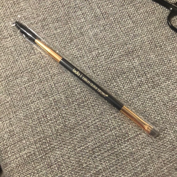 New in Box Billon Dollar Brow Kit - Picture 8 of 8